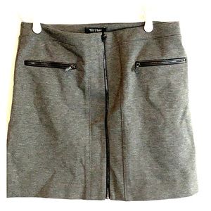 Gray skirt with black zippers
